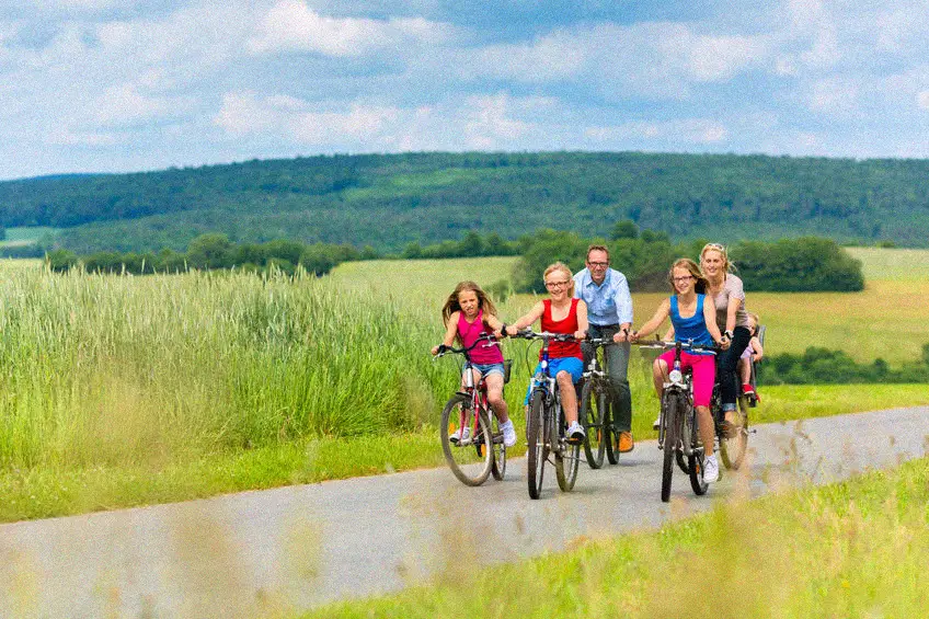 Organiser un camping en famille nombreuse conseils et